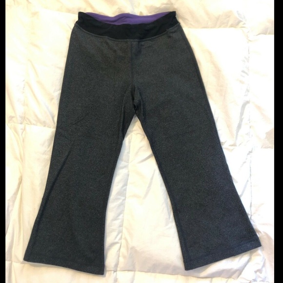 Lululemon Gather & Crow cropped leggings flared 4 - Picture 3 of 4
